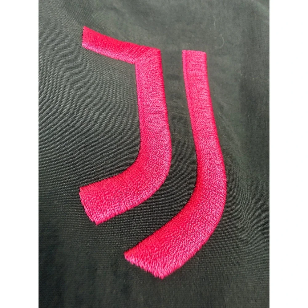 Adidas Juventus Reversible Anthem Jacket Mens Medium Black Pink HS9808 Excellent